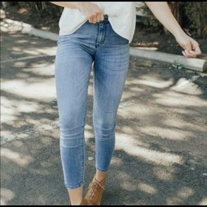 SALE: CJLA “Tate” Jeans